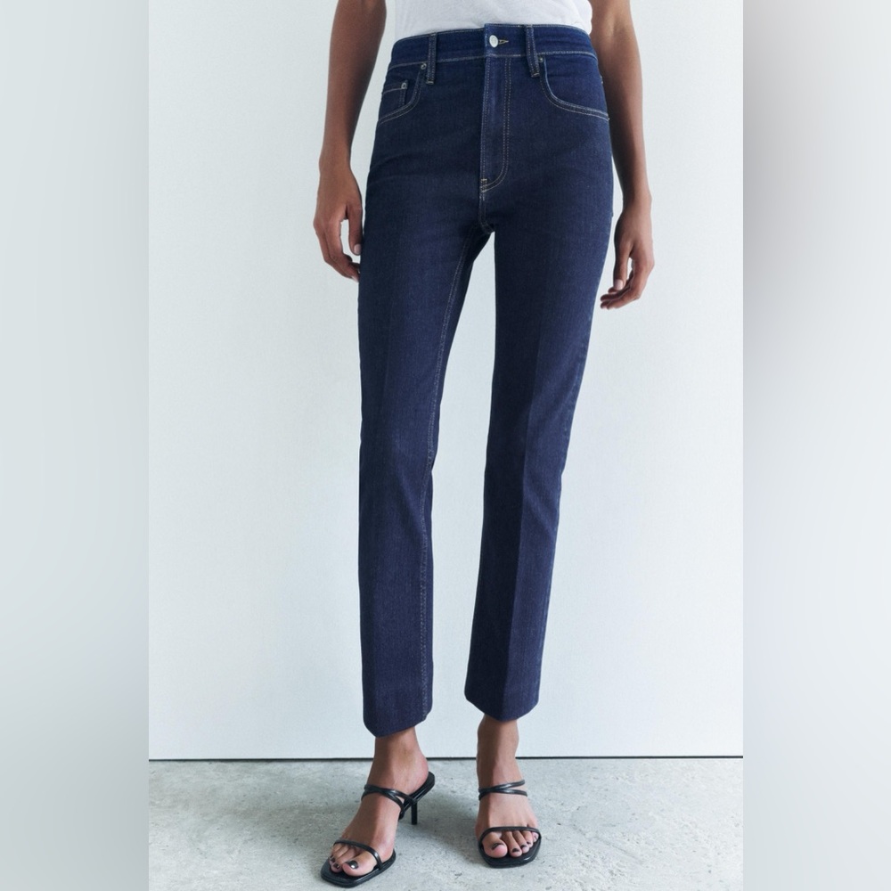 Zara High Rise Bootcut Jeans 27 (US 4) Dark Indigo Stretch Straight Leg Denim